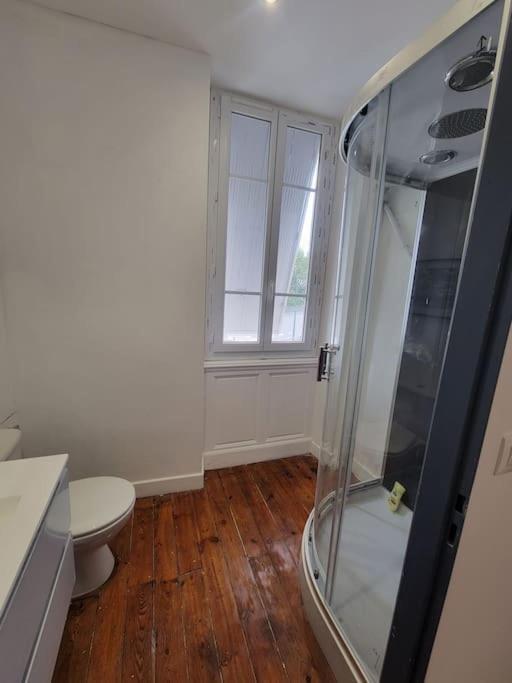 Appartement De Charme Avec Tomettes Et Parquet Graulhet ภายนอก รูปภาพ